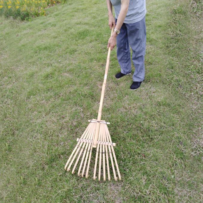 Vente à chaud de l'usine Rake de jardin de bambou Outil de ferme Rame de bambou Collecteur de feuilles de jardin Rake de feuilles 1