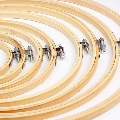 Ensemble de boucles brodées en bambou