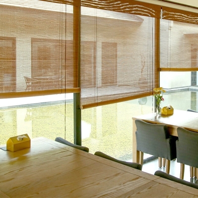 rideau coloré adapté aux besoins du client par protection solaire aveugle en bambou en rouleau de 1.8m pour la maison