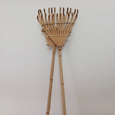 12 râteau en bambou de la dent 140cm fait main pour le râteau de pelouse de jardin de feuille de piscine