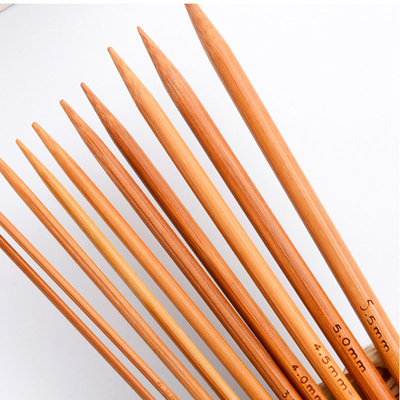Les aiguilles les outils de couture de tête simple qu'en bambou manipulent le crochet de crochet ont carbonisé le tricotage