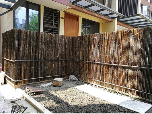 Barrière en bambou peinte matérielle en bambou naturelle Privacy Garden Border de Panels Rolled Bamboo de barrière