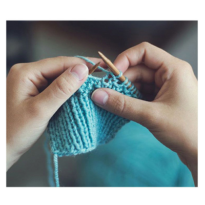 Les aiguilles les outils de couture de tête simple qu'en bambou manipulent le crochet de crochet ont carbonisé le tricotage