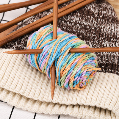 Crochet de crochet en bambou unique en bambou carbonisé de matière première d'aiguilles de tricotage