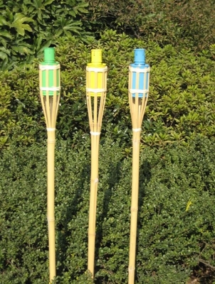 Pelouse en bambou naturelle imperméable de jardin de Tiki Torches For Patio Yard de rotin de torche