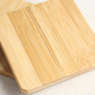 Caboteurs en bambou vides faits sur commande pour le tapis en bois en bambou de soucoupe en place de boissons