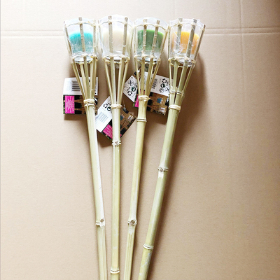 Lumière de jardin Torche en bambou avec porte-bougie en métal noir Pour la décoration extérieure Torche en bambou naturel Tiki